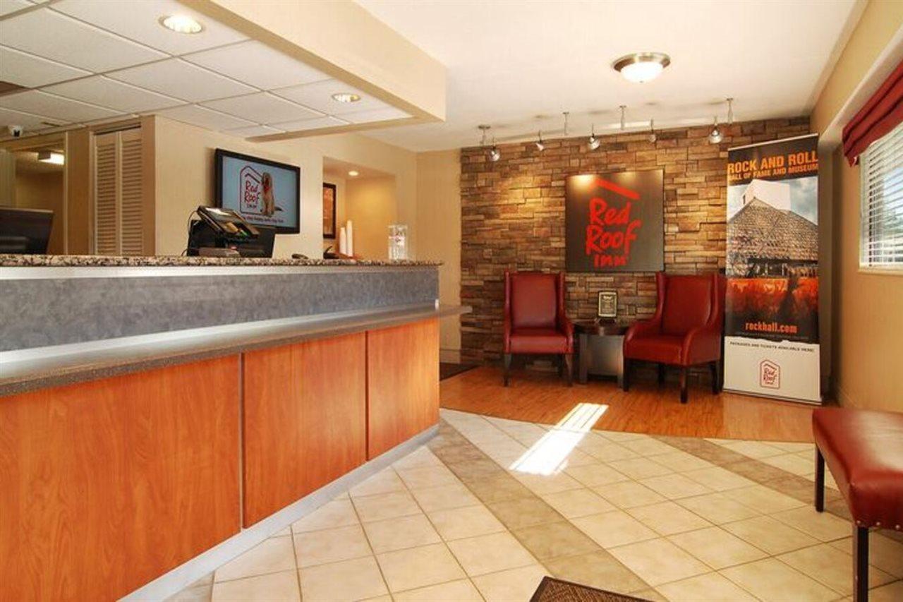 Red Roof Inn Cleveland - Уэстлейк Экстерьер фото