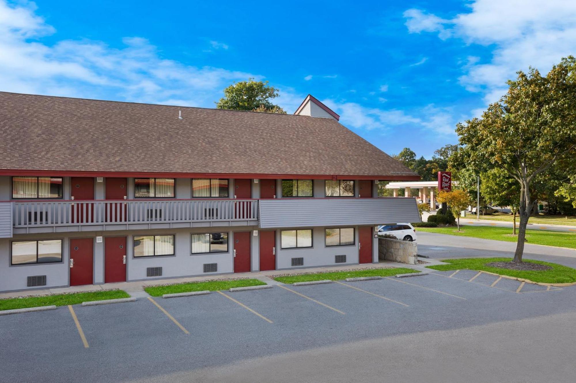 Red Roof Inn Cleveland - Уэстлейк Экстерьер фото