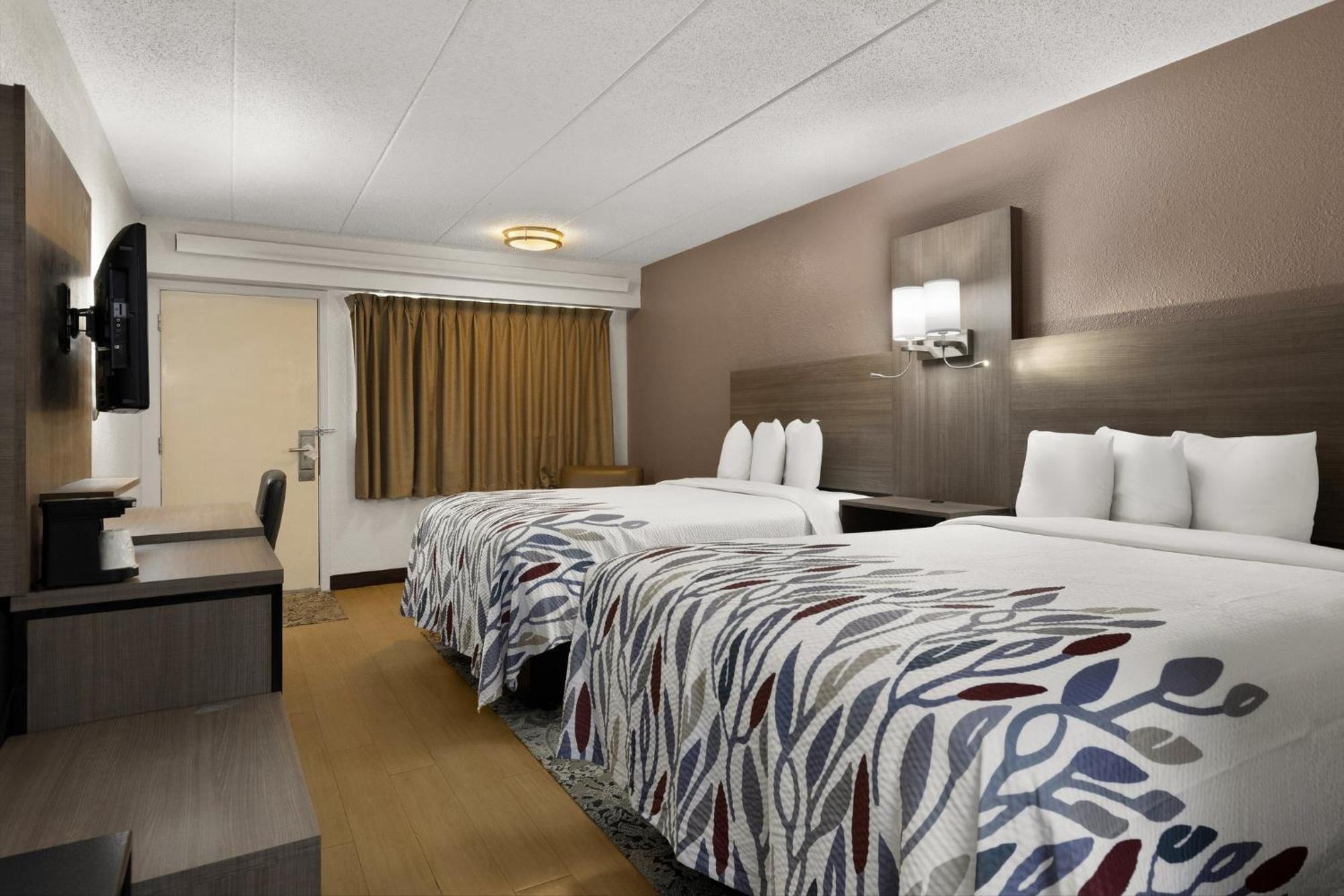 Red Roof Inn Cleveland - Уэстлейк Экстерьер фото