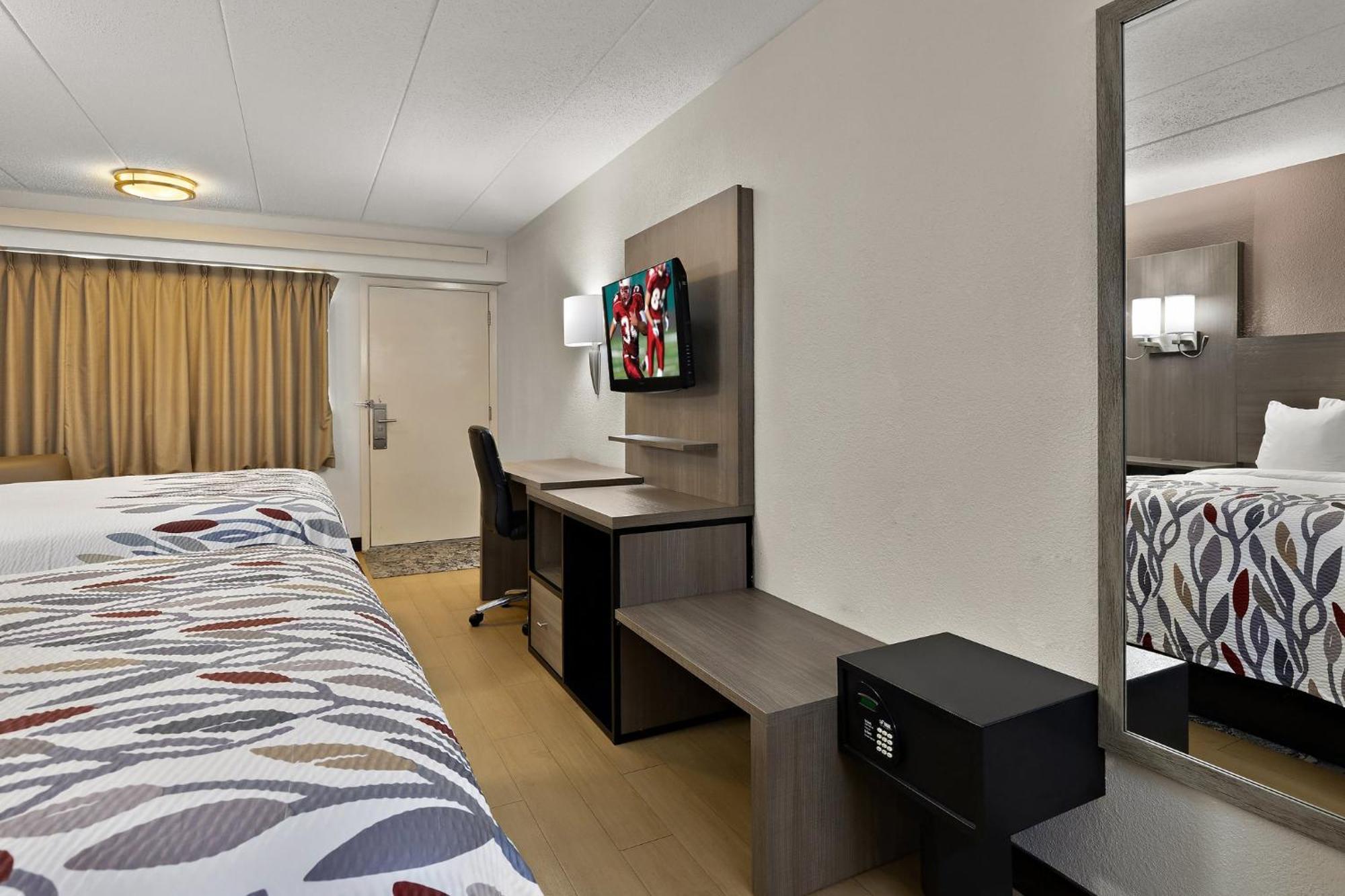 Red Roof Inn Cleveland - Уэстлейк Экстерьер фото