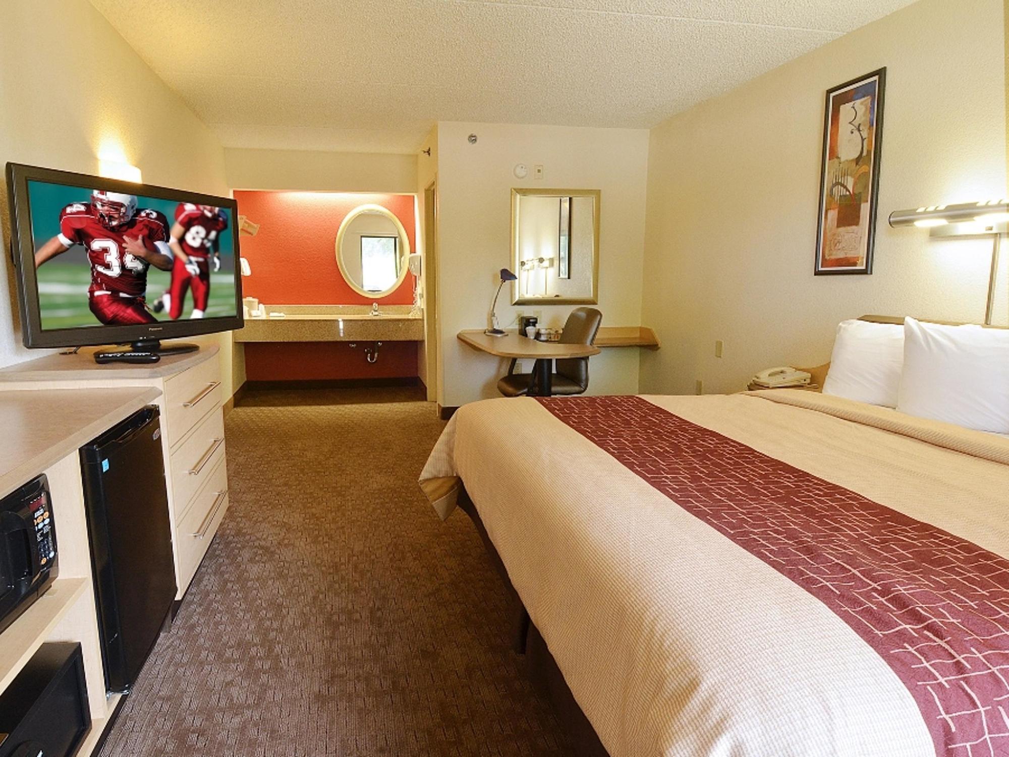 Red Roof Inn Cleveland - Уэстлейк Экстерьер фото
