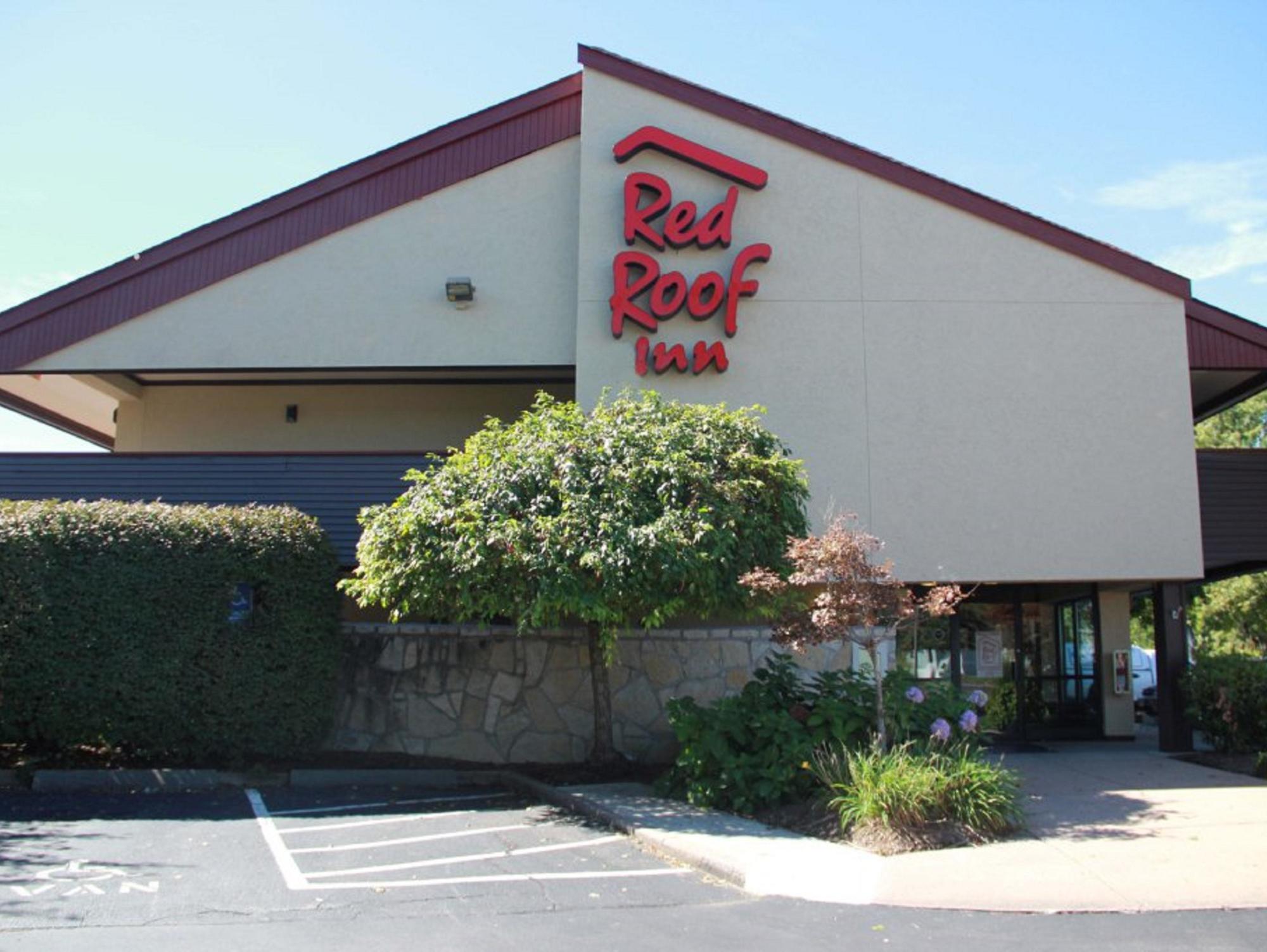 Red Roof Inn Cleveland - Уэстлейк Экстерьер фото