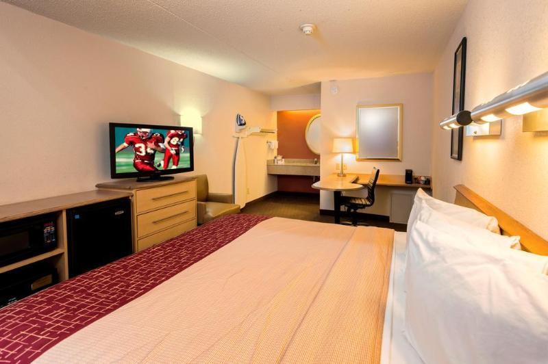 Red Roof Inn Cleveland - Уэстлейк Экстерьер фото