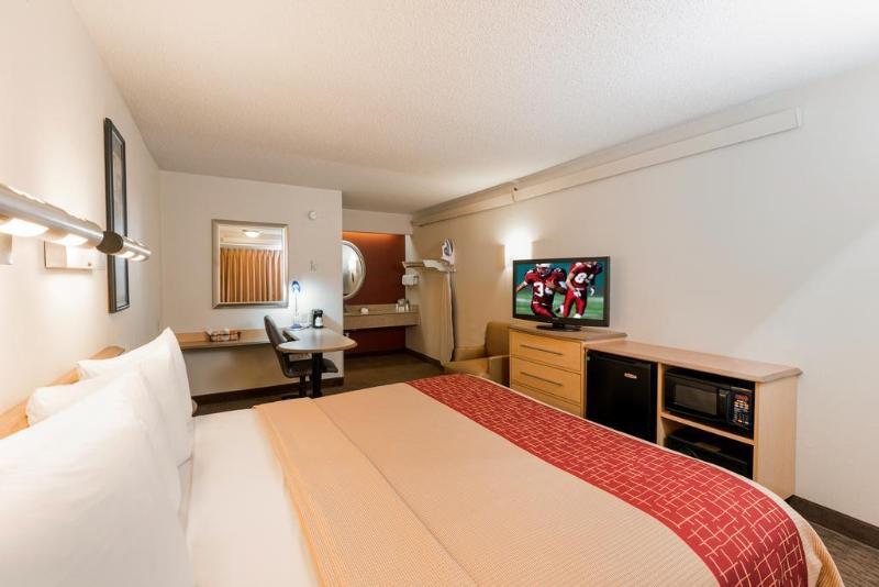 Red Roof Inn Cleveland - Уэстлейк Экстерьер фото