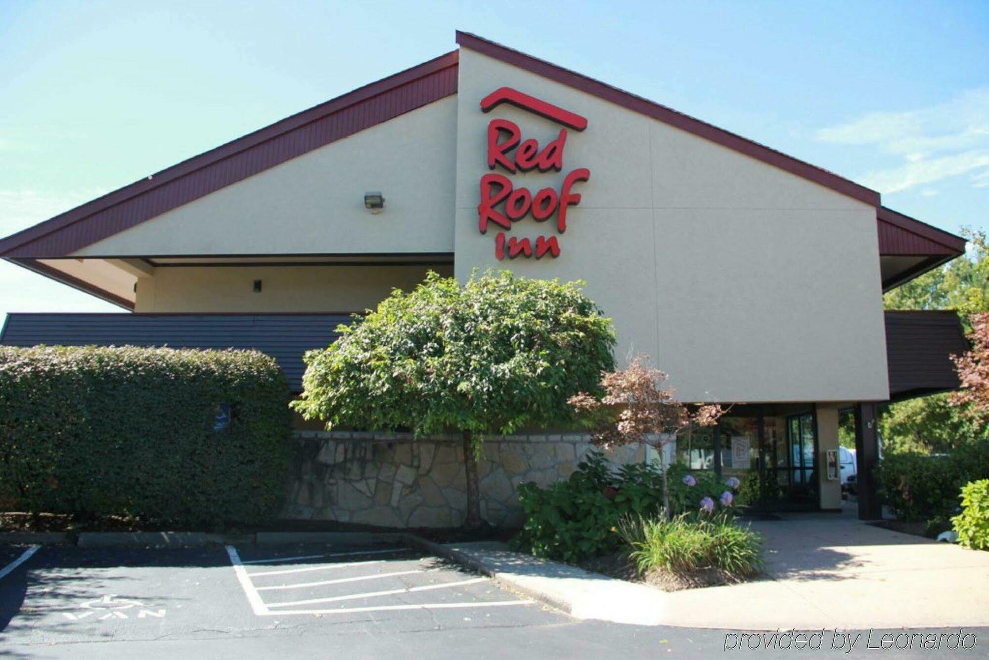 Red Roof Inn Cleveland - Уэстлейк Экстерьер фото